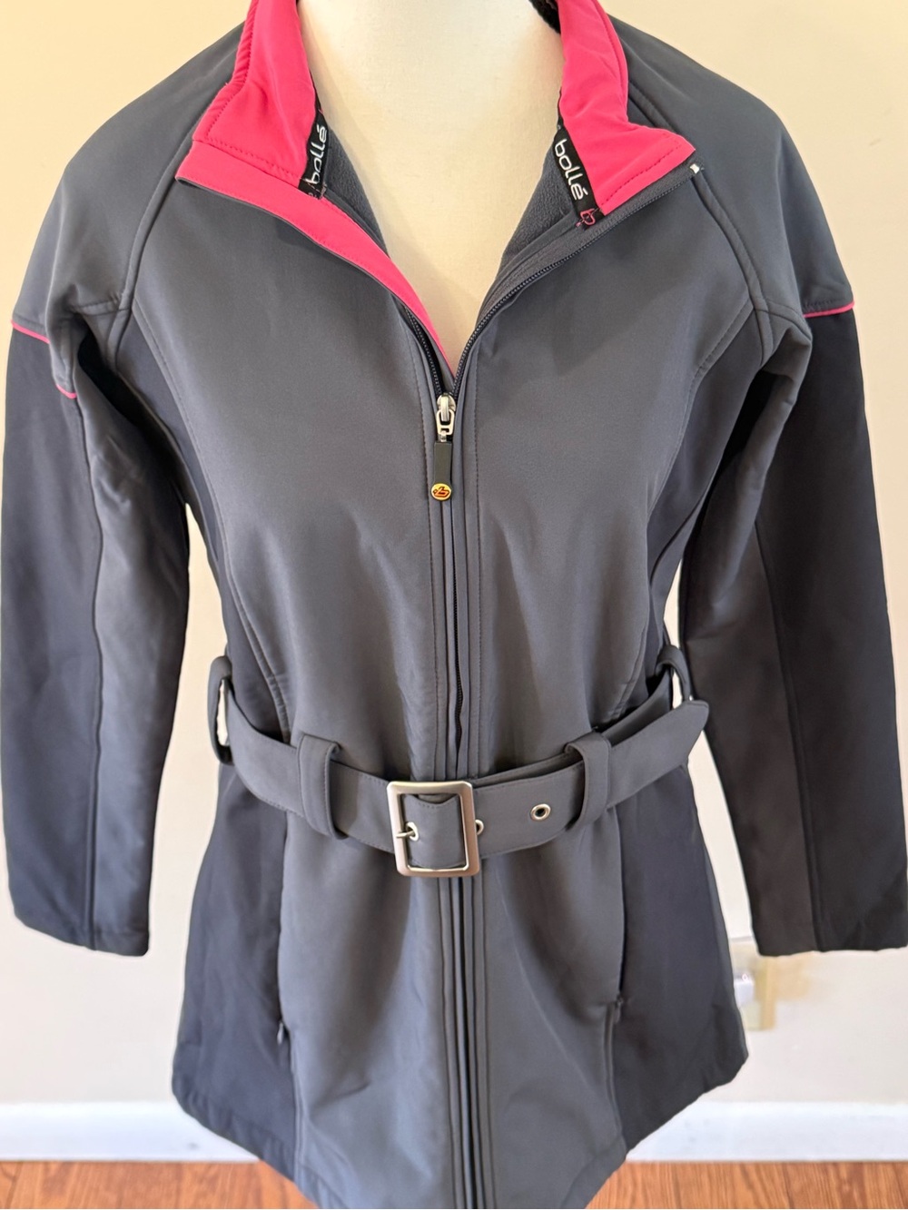Women's Dark Gray Belted Softshell Jacket with Pink Trim (small) - Picture 2 of 8